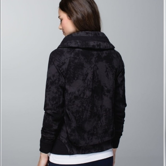 Lululemon To Class Jacket In Sea Bed - Picture 2 of 12